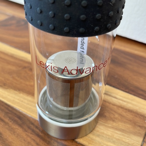 Glass water bottle with infuser - Picture 2 of 4